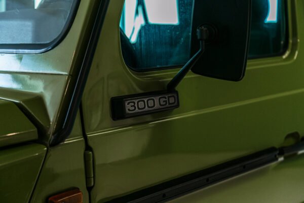 Mercedes 300GD - Imagem 4