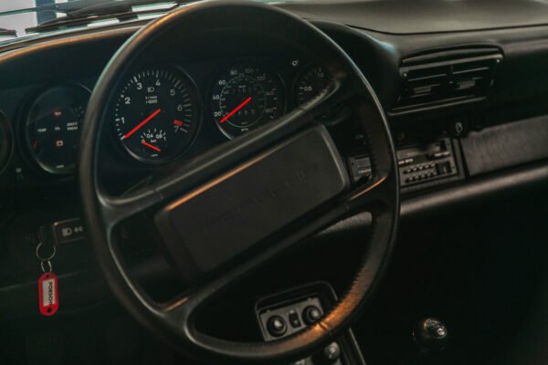 Porsche 911 Turbo - Imagem 11