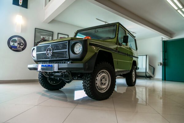 Mercedes 300GD - Imagem 5