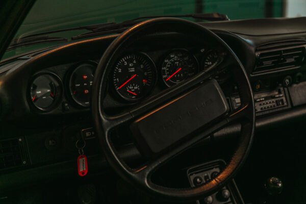 Porsche 911 Turbo - Imagem 15