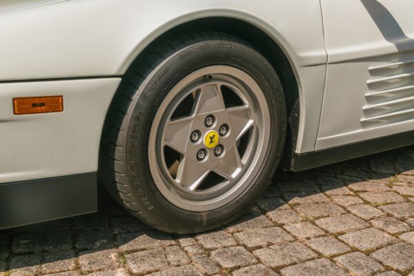 Ferrari Testarossa - Imagem 12
