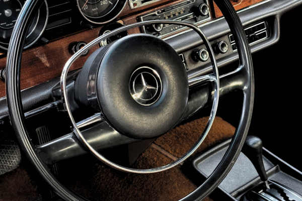 Mercedes 280S - Imagem 13